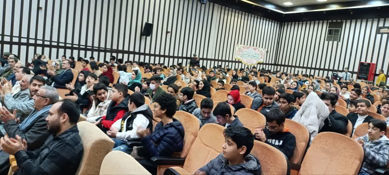 دبیرستان غیر دولتی پسرانه دوره اول حافظ