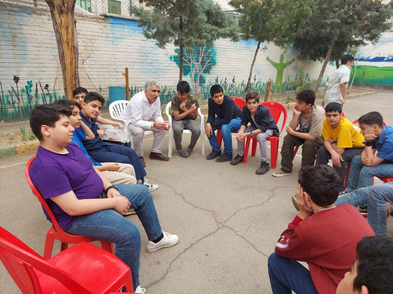دبیرستان غیر دولتی پسرانه دوره اول حافظ